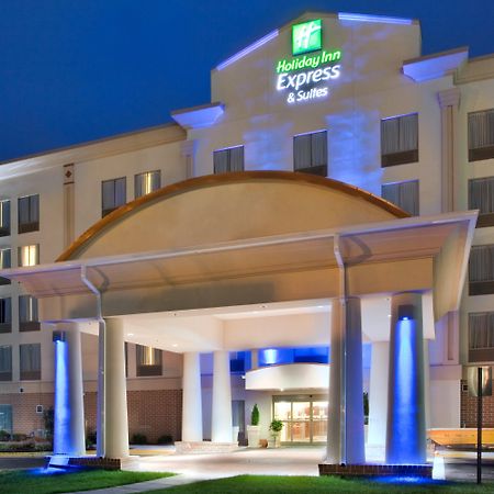Holiday Inn Express Hotel & Suites Fredericksburg By Ihg Luaran gambar