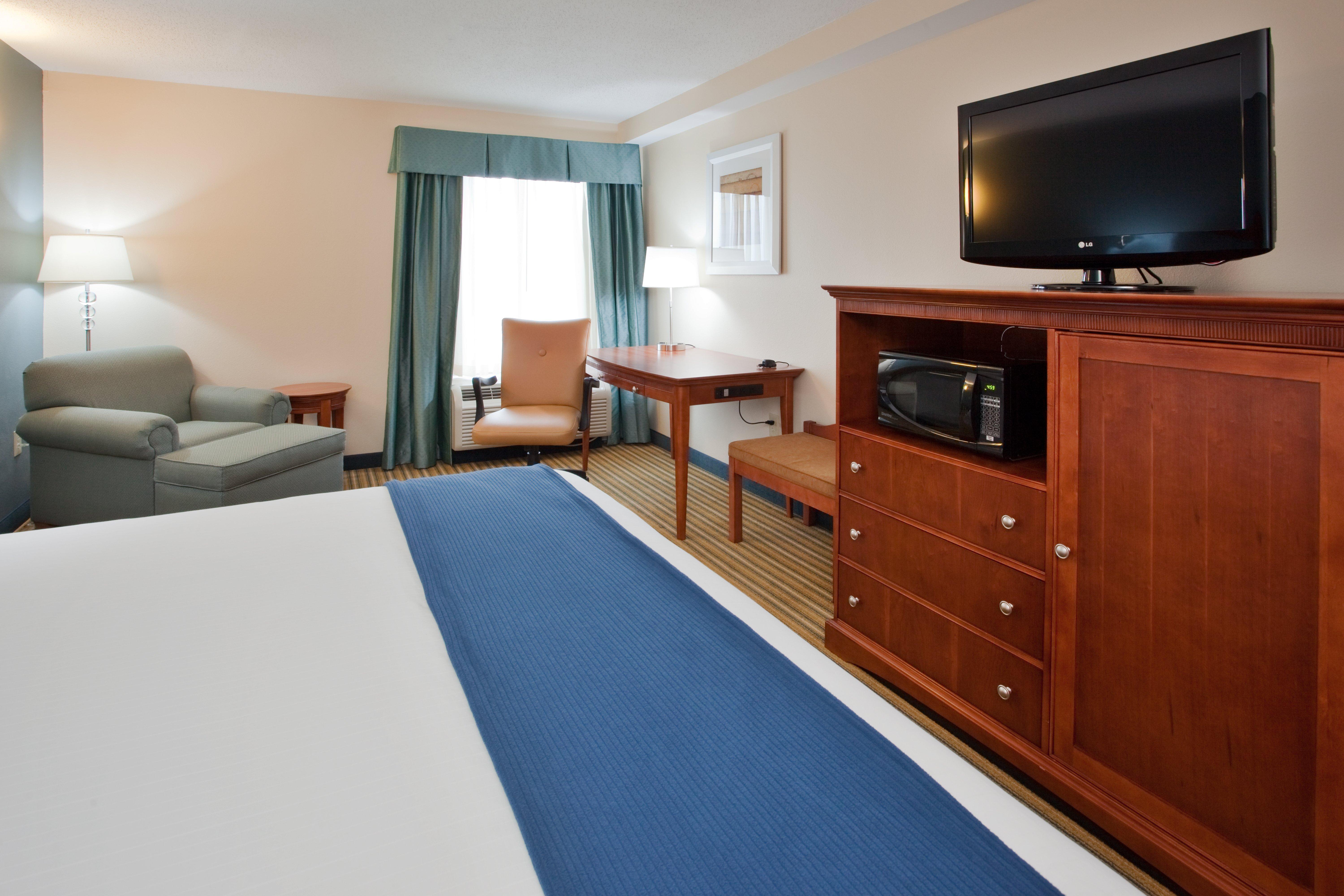Holiday Inn Express Hotel & Suites Fredericksburg By Ihg Luaran gambar
