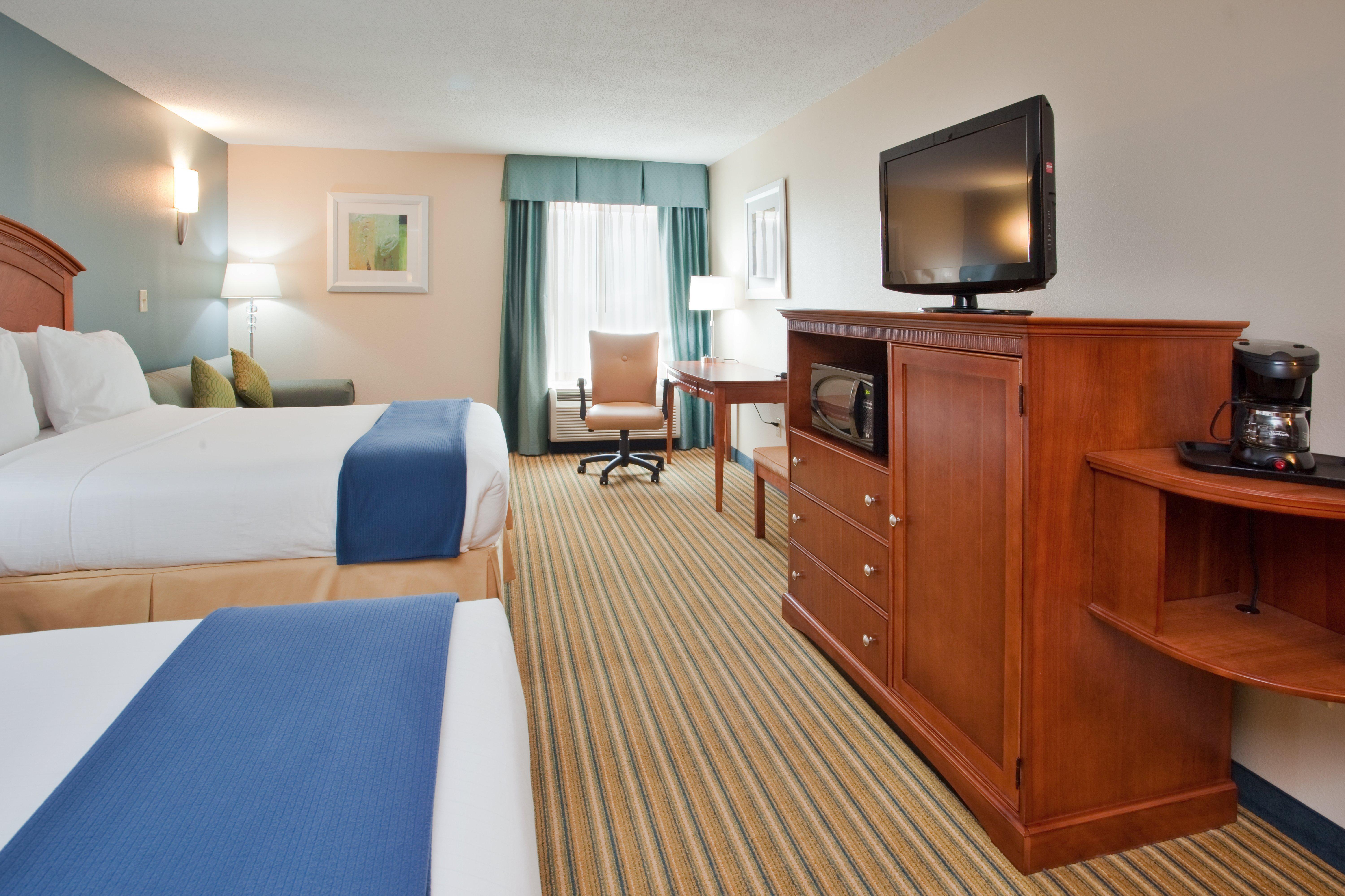Holiday Inn Express Hotel & Suites Fredericksburg By Ihg Luaran gambar
