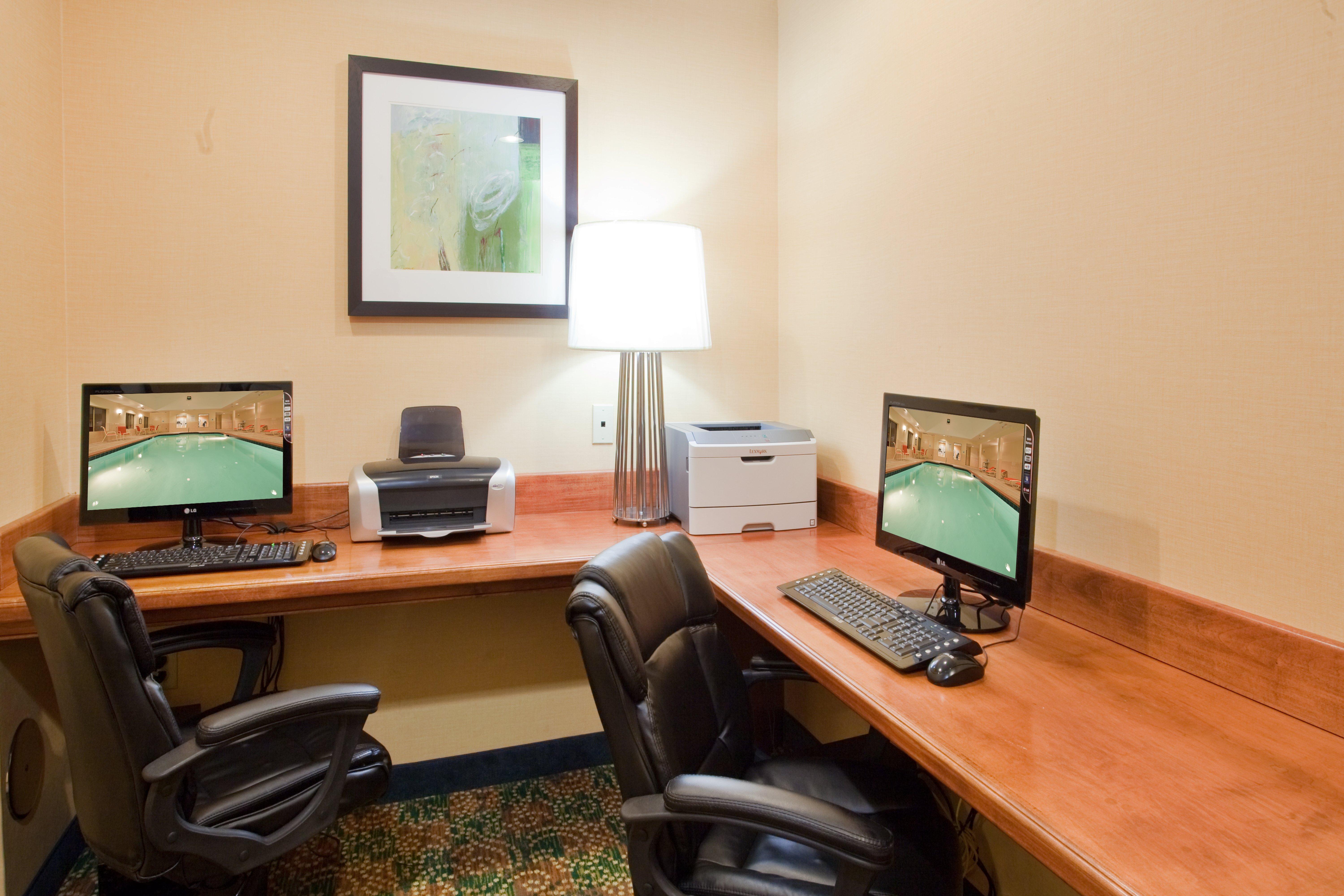 Holiday Inn Express Hotel & Suites Fredericksburg By Ihg Luaran gambar