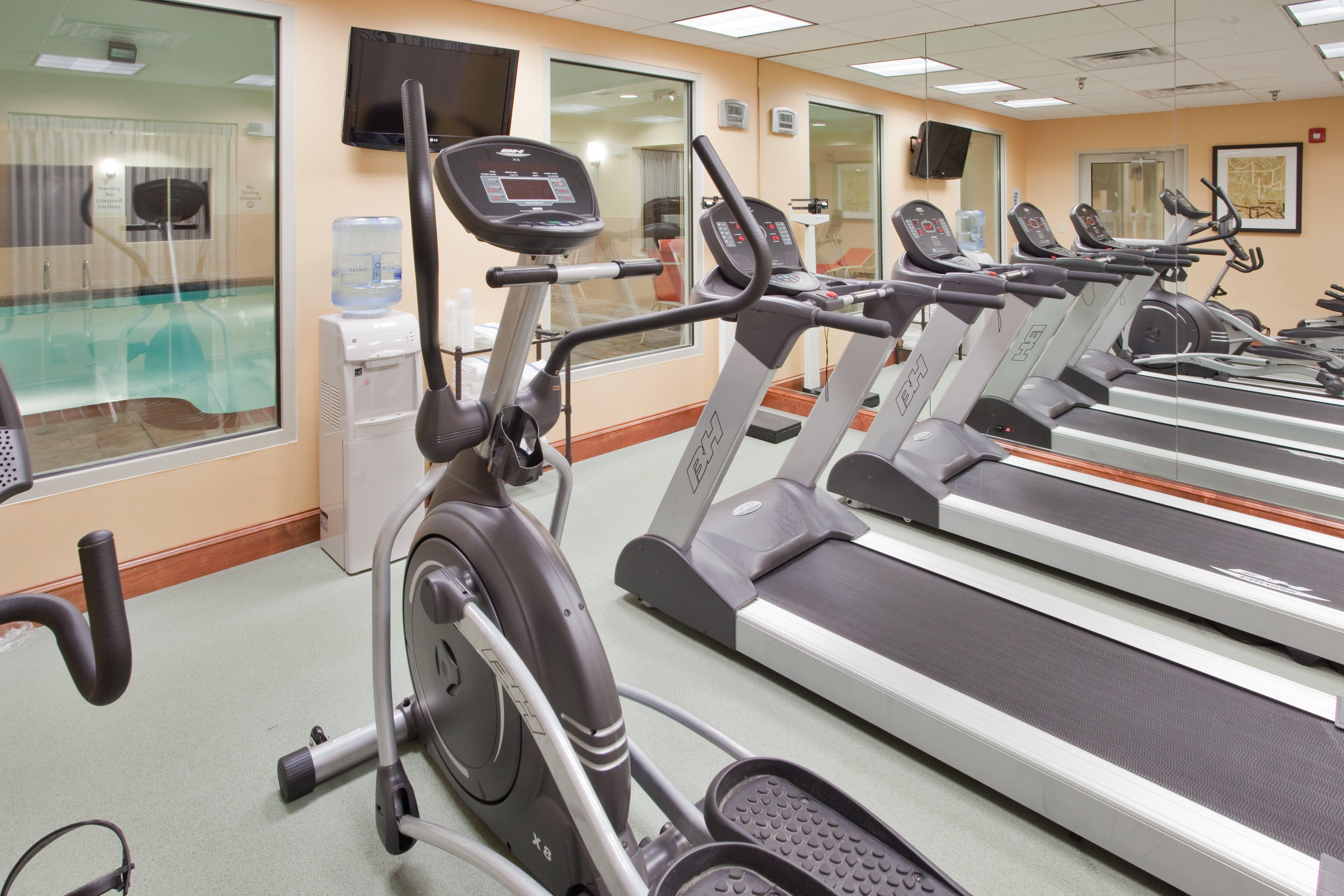 Holiday Inn Express Hotel & Suites Fredericksburg By Ihg Luaran gambar
