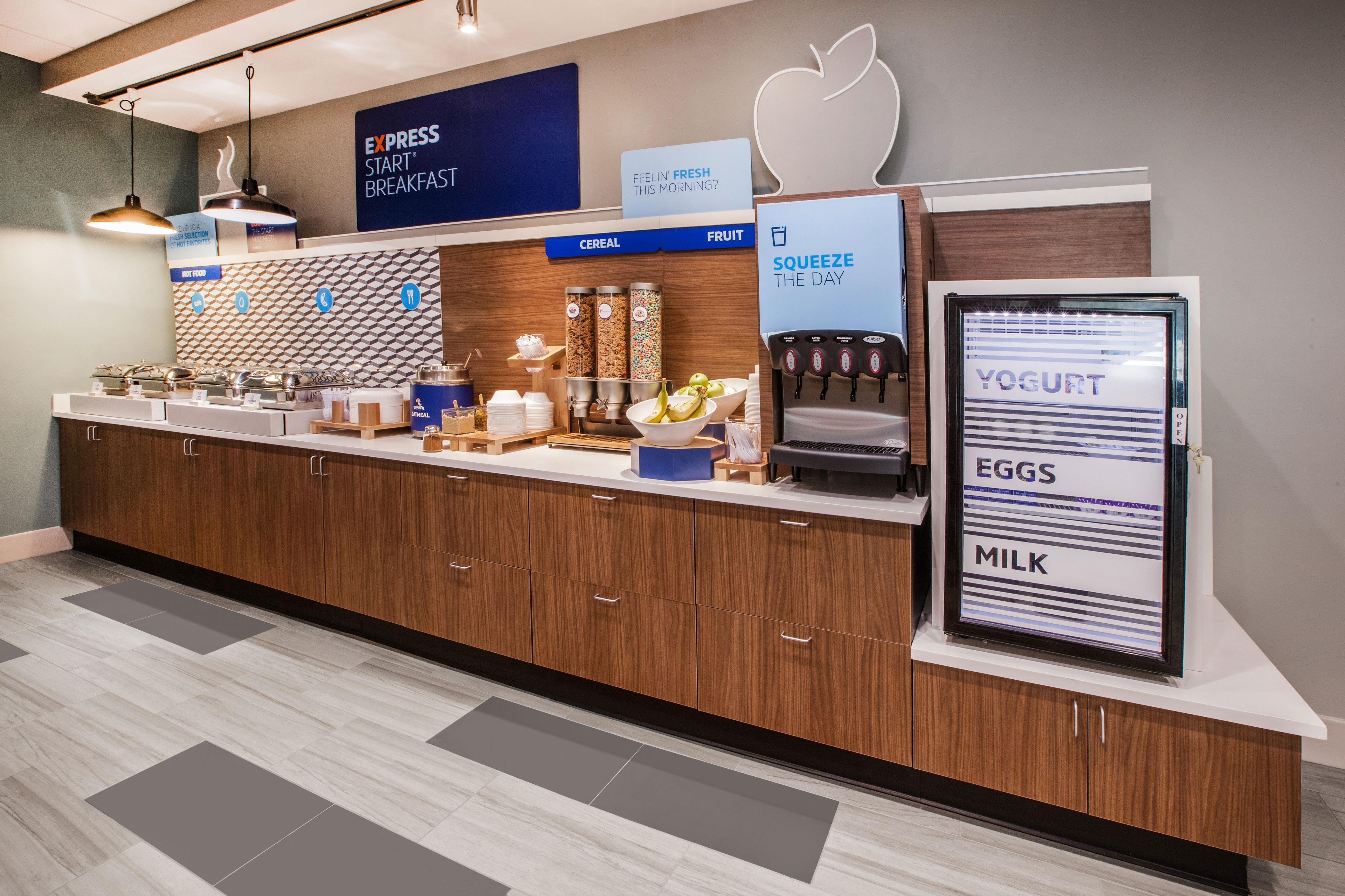 Holiday Inn Express Hotel & Suites Fredericksburg By Ihg Luaran gambar
