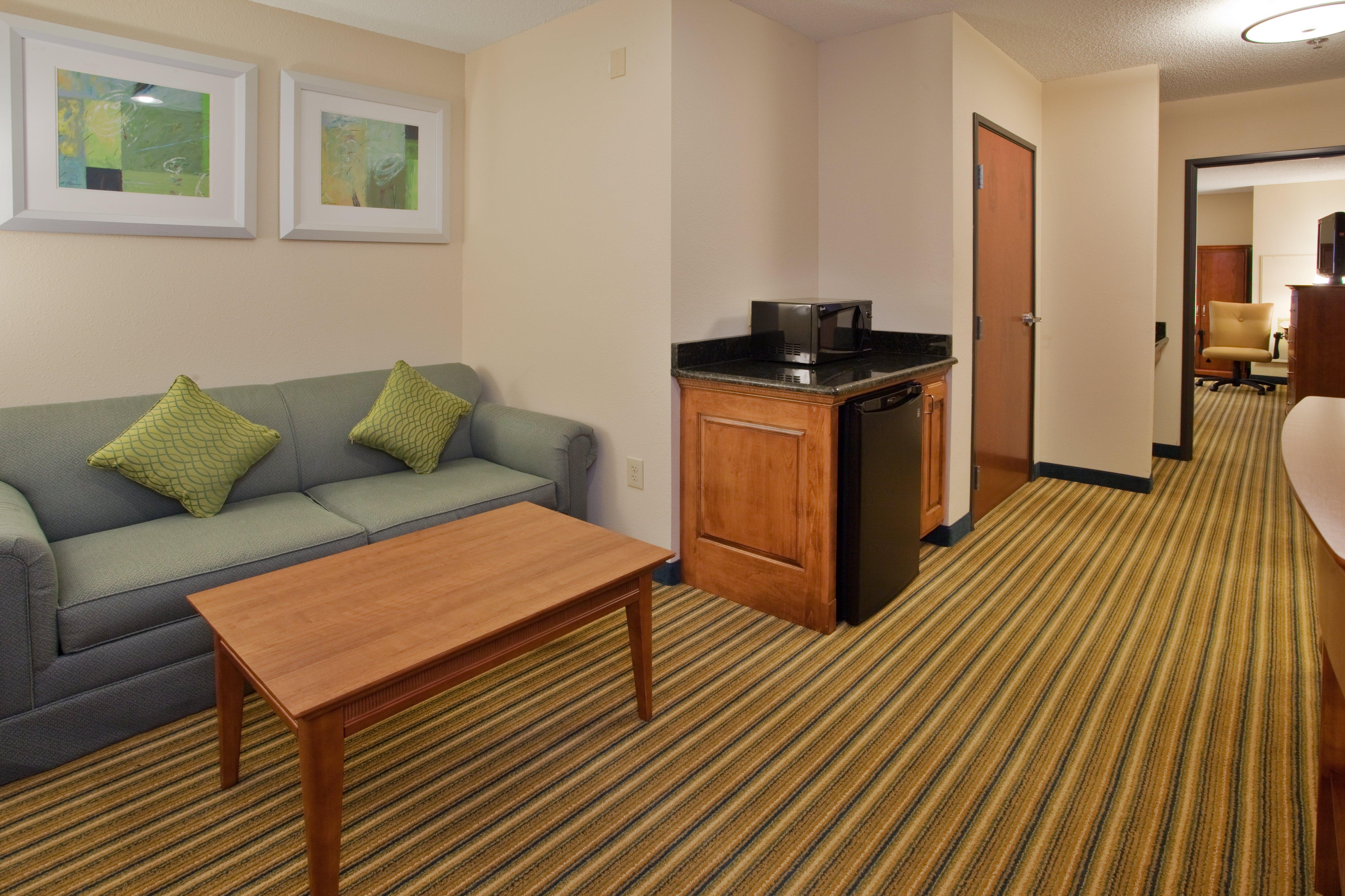 Holiday Inn Express Hotel & Suites Fredericksburg By Ihg Luaran gambar