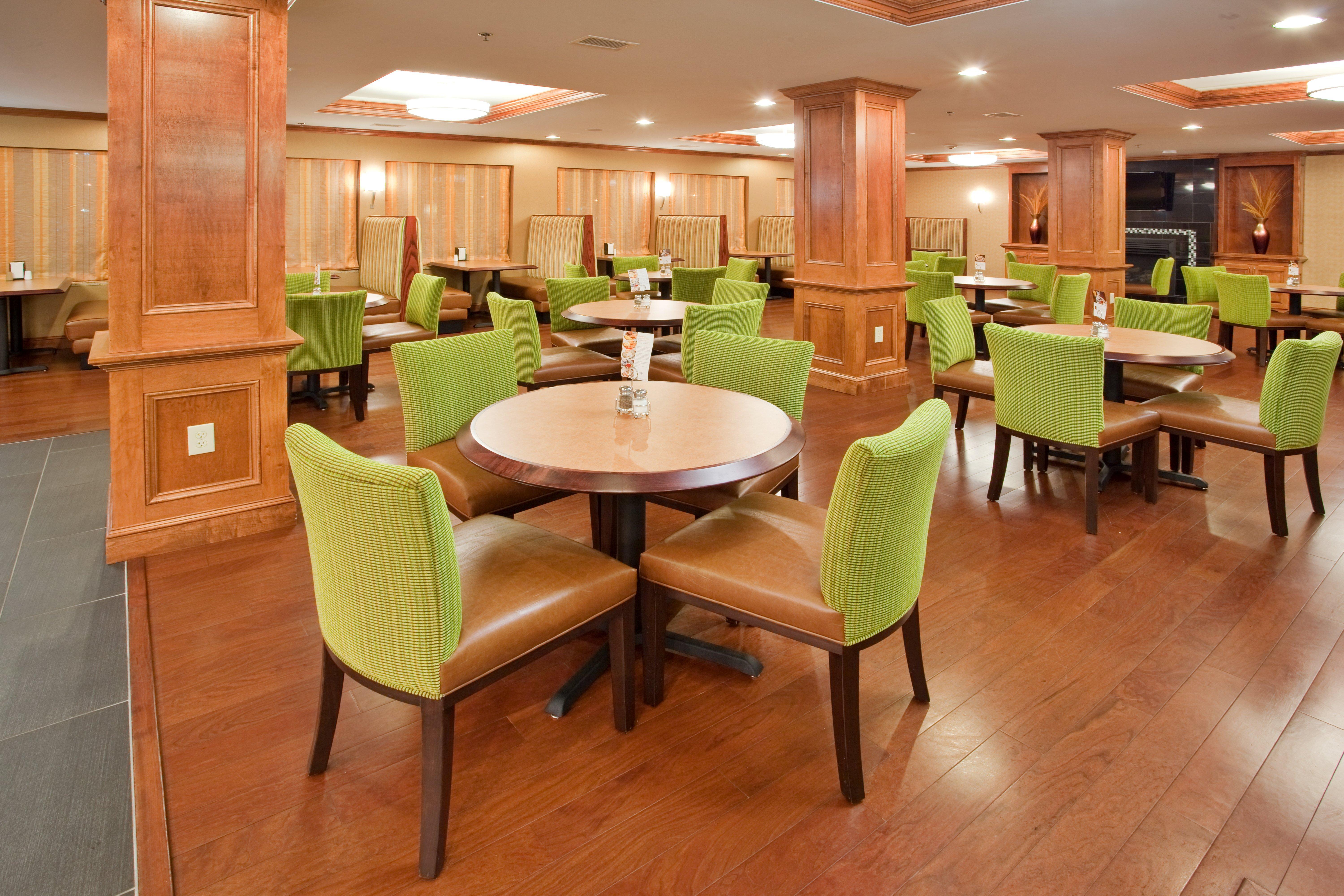 Holiday Inn Express Hotel & Suites Fredericksburg By Ihg Luaran gambar