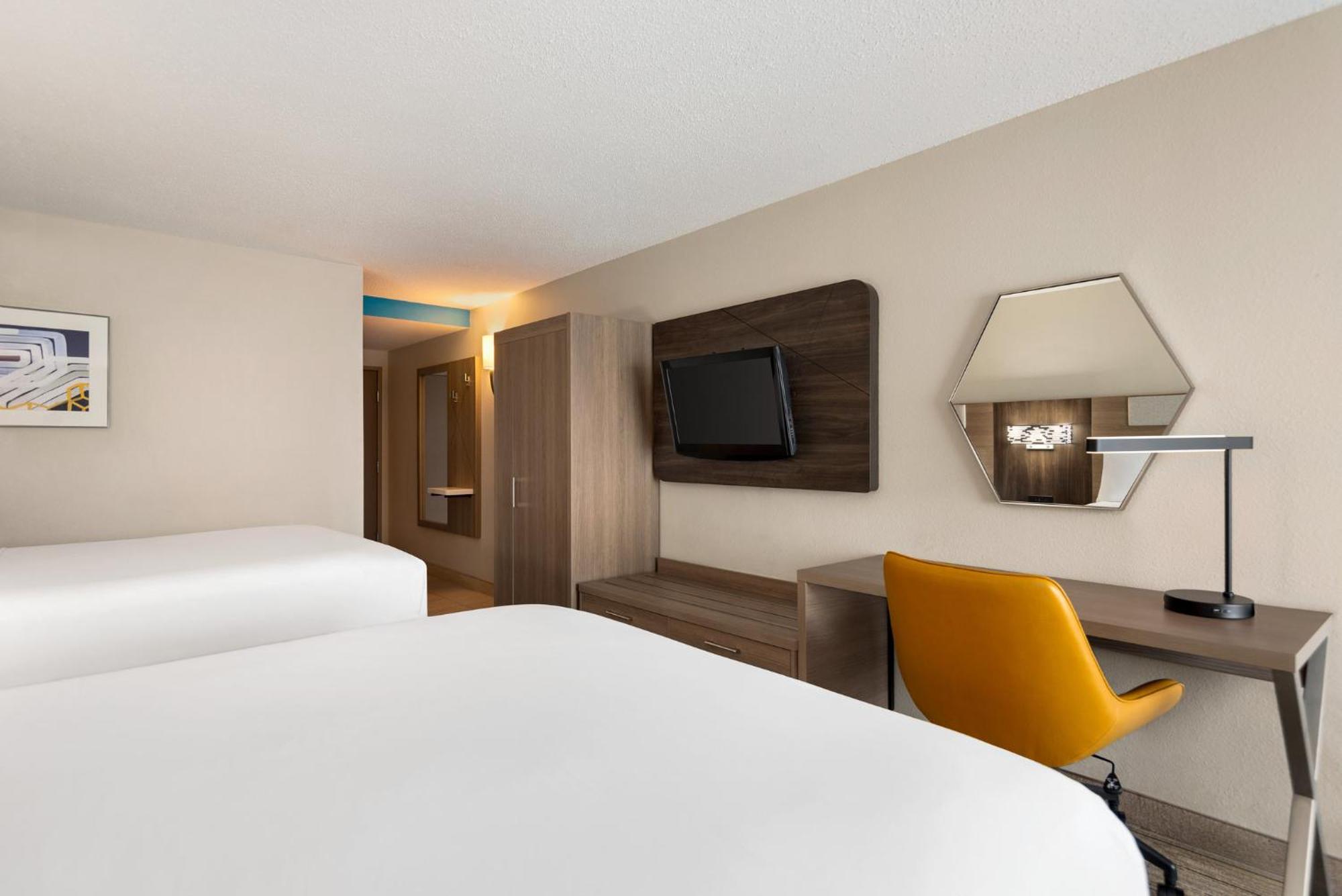 Holiday Inn Express Hotel & Suites Fredericksburg By Ihg Luaran gambar